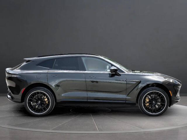 aston martin dbx 2023 SD7VUJAW6PTV06900 image aston martin dbx 2023 SD7VUJAW6PTV06900 image